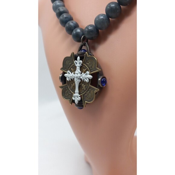 French Kande Necklace 2016 Layered Cross Gray Stone Bead 17" - Picture 4 of 10